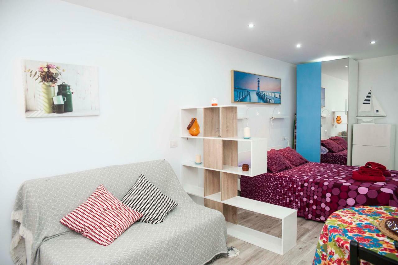 طوستا ديل سيلونثيو Home Deluxe المظهر الخارجي الصورة